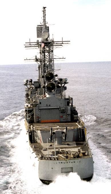Stern view of USS <em>Truxtun (DLGN-35). Note the RIM-2 Terrier surface-to-air</em> missile launcher with two practice rounds. Also note the stern indentation showing possible Mk 25 torpedo tube doors. <em>U.S. Navy</em>