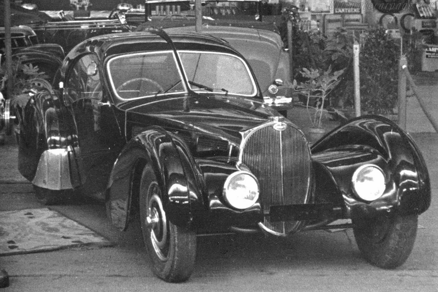La Voiture Noire, likely lost to time forever. <em>Wikimedia</em>