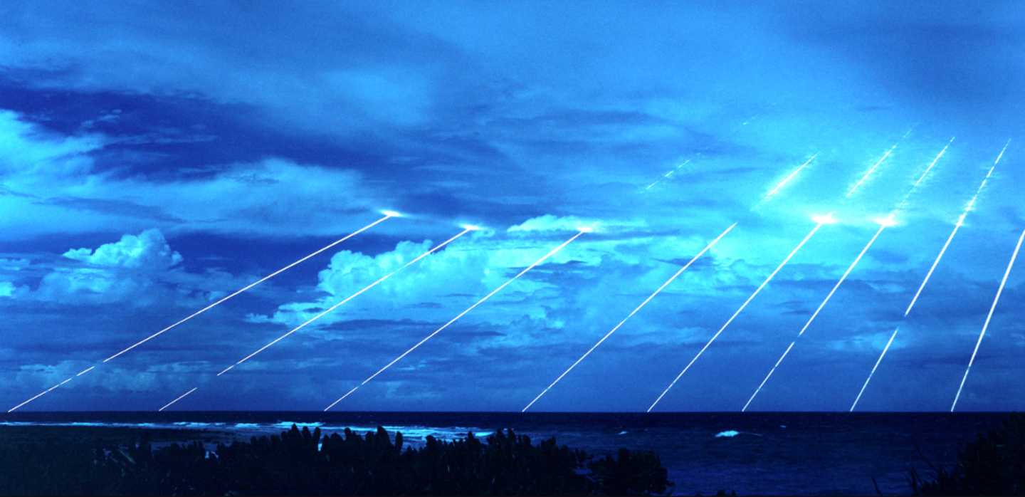 A time-lapse shot showing MIRVs re-entering the atmosphere during a test of the LGM-118A Peacekeeper missile.&nbsp;<em>U.S. Army</em>
