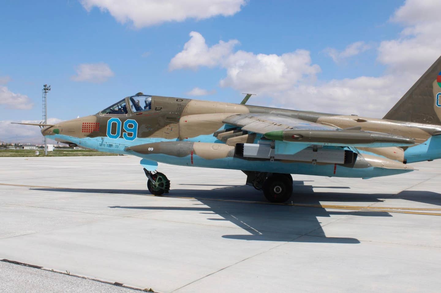 An Azeri Air Force Su-25 fitted with an Talisman pod. <em>Author's image</em>