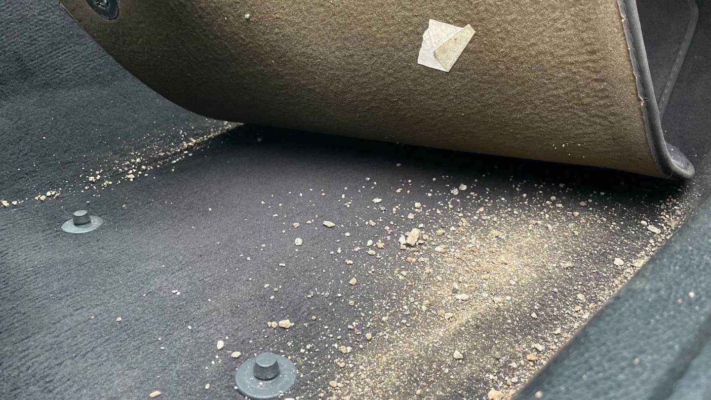 how to clean sand out of your car's interior under floor mats