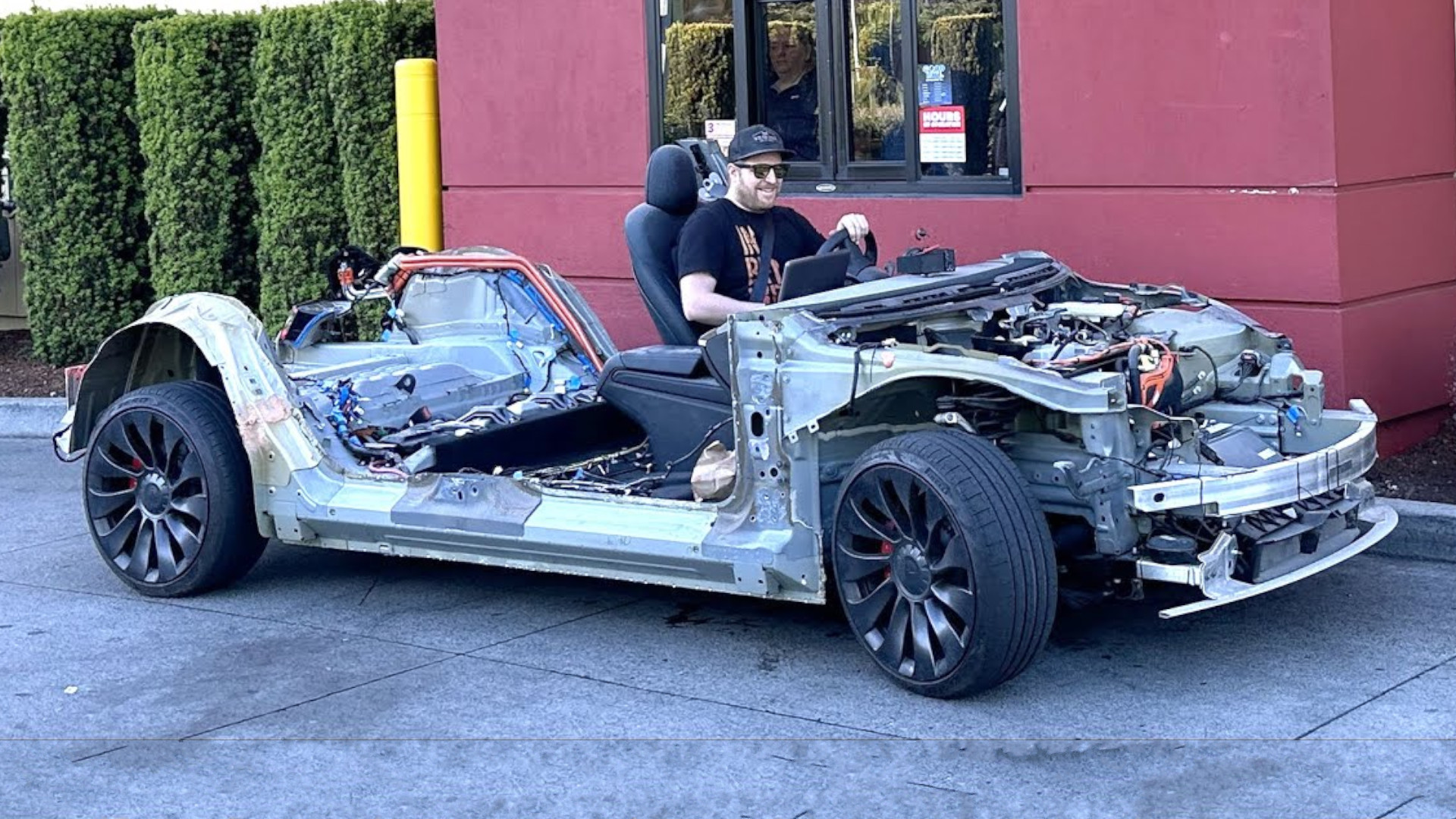 Tesla Model 3 ‘Go-Kart’ Is an Electric Deathtrap That’ll Do 0-60 in 2.4 Seconds