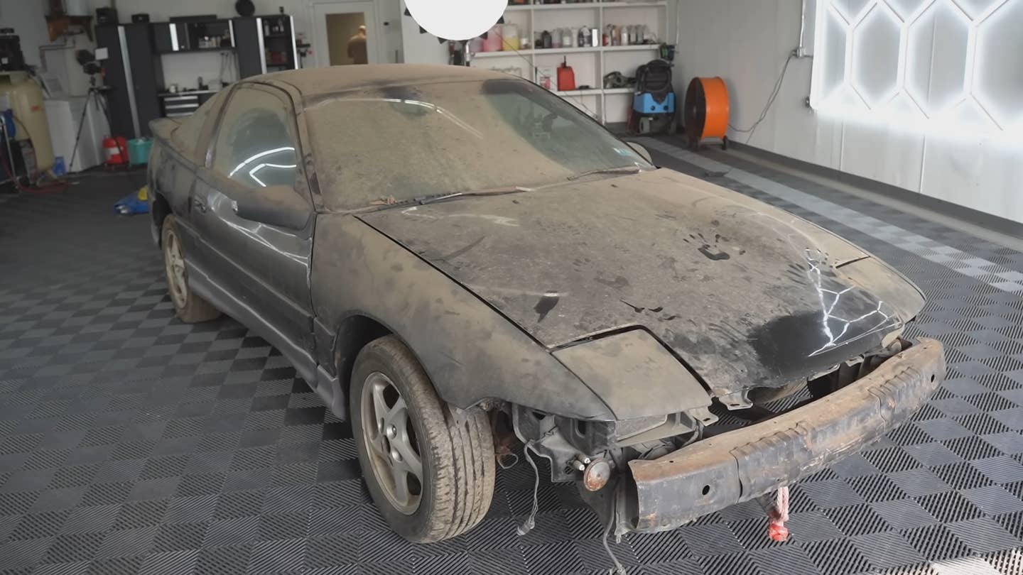 Deep Cleaning an Abandoned Eagle Talon TSi After 12 Years Is a Tough Job