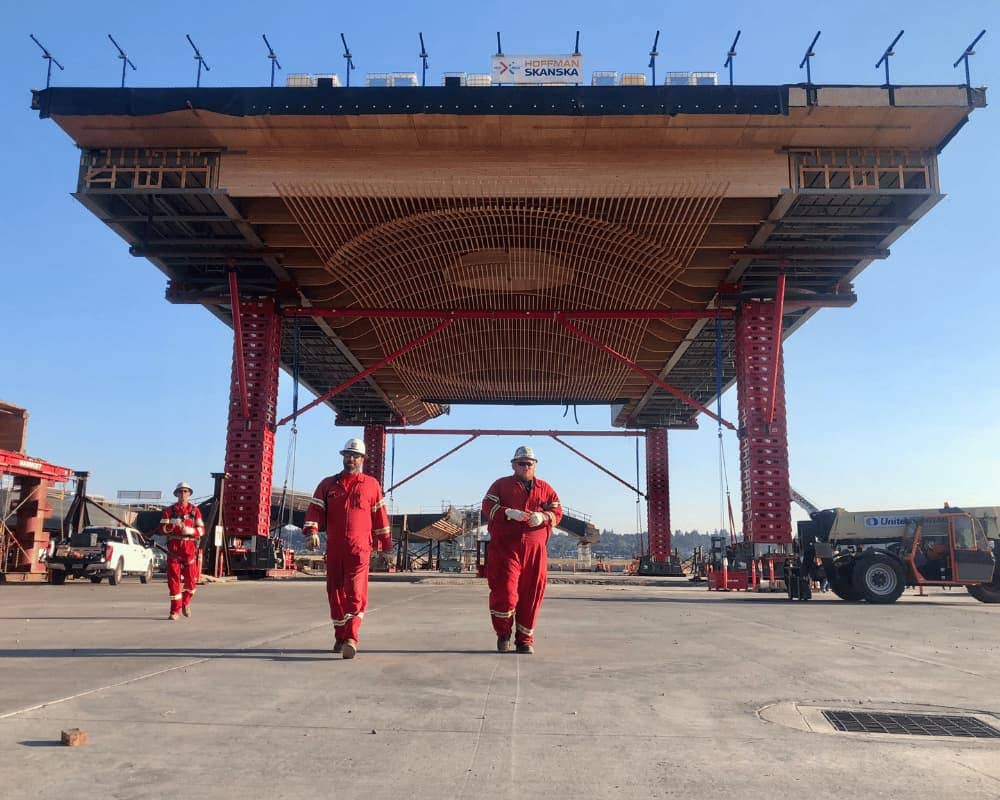 Here’s How You Move an Airport&#8217;s Roof High Above the Ground