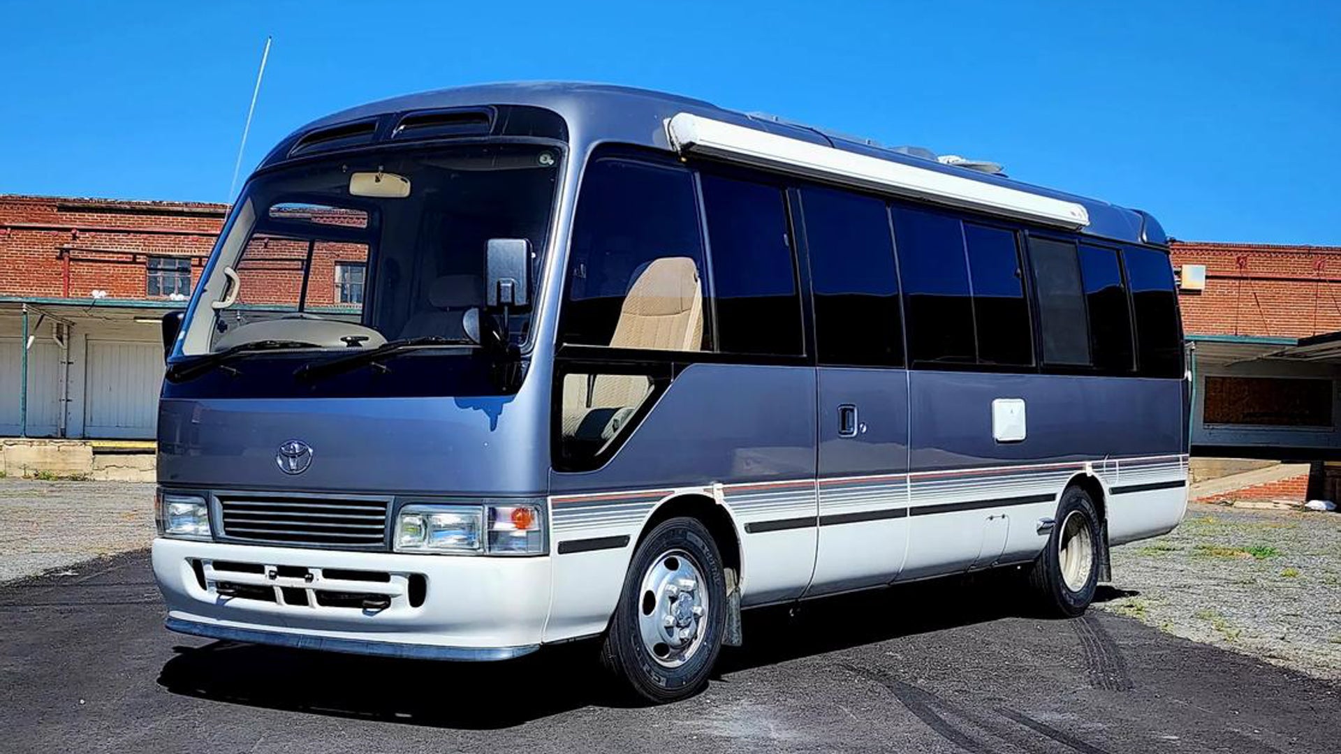1994 Toyota Coaster RV for Sale Is a Turbodiesel JDM Road-Tripper