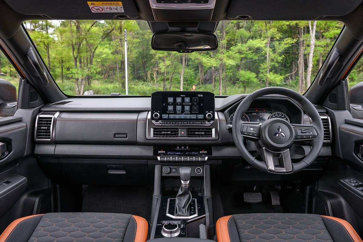 2024 Mitsubishi Triton dashboard