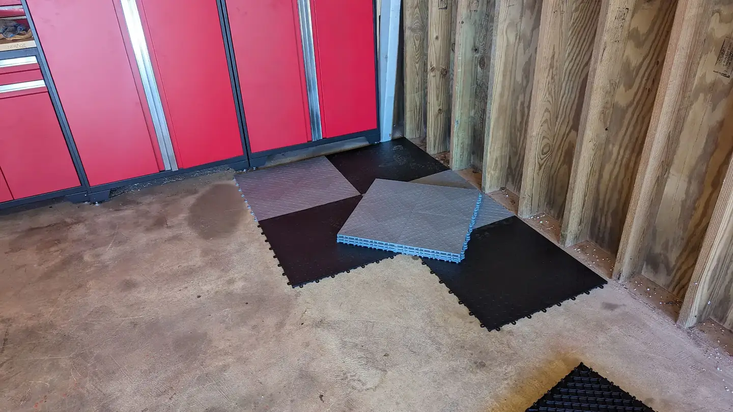 NewAge Products Garage Floor Tiles