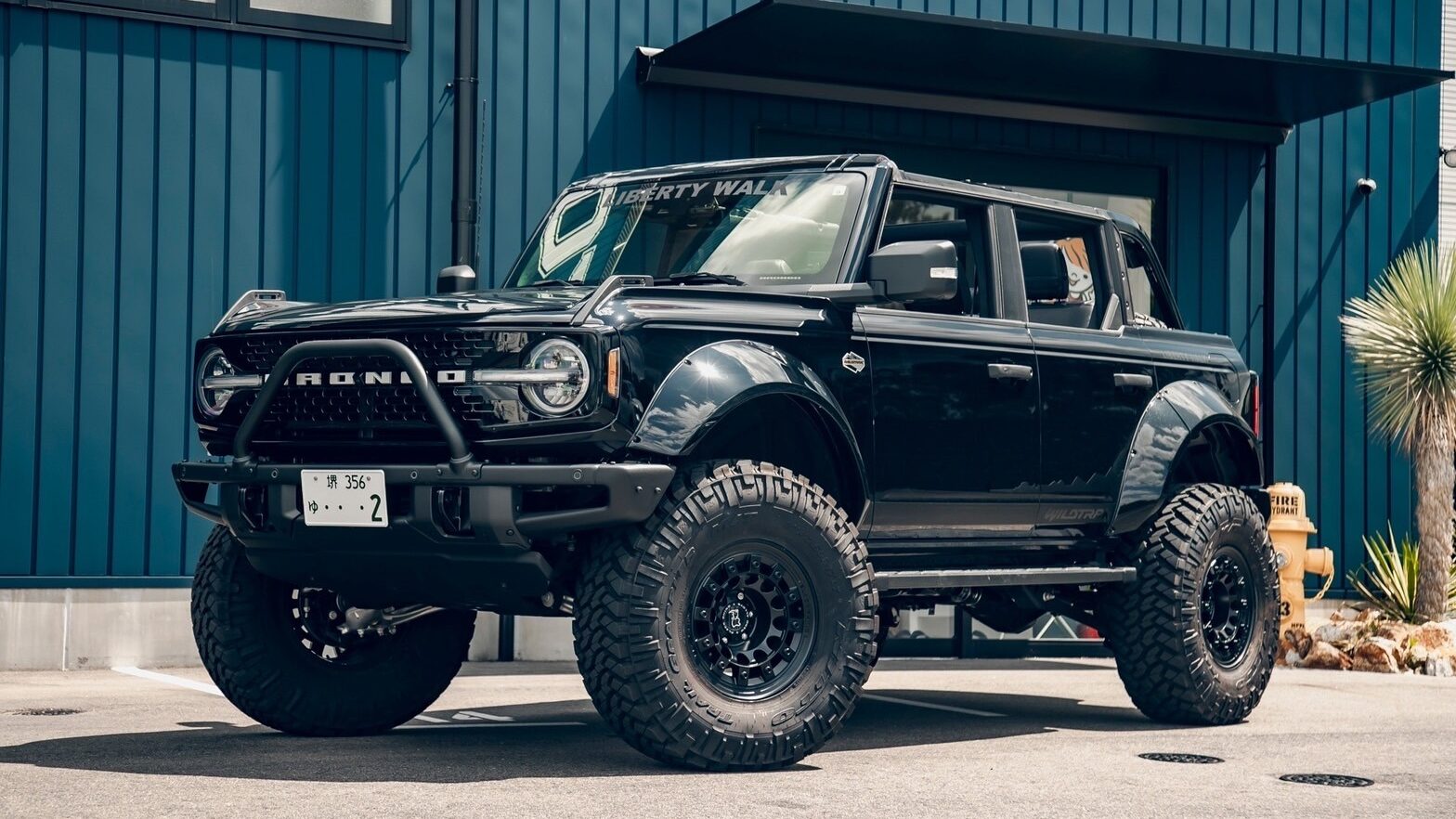 Liberty Walk Sells a Ford Bronco Widebody and It’s Still Narrower Than a Raptor