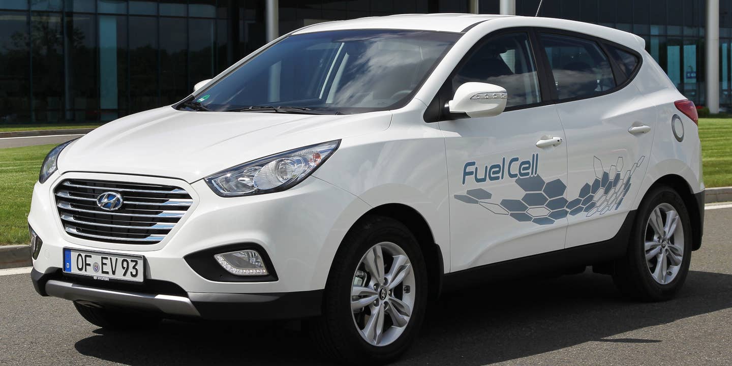 Hyundai Tucson FCEV Owner Shocked by $113K Repair Bill for Hydrogen Fuel Cell