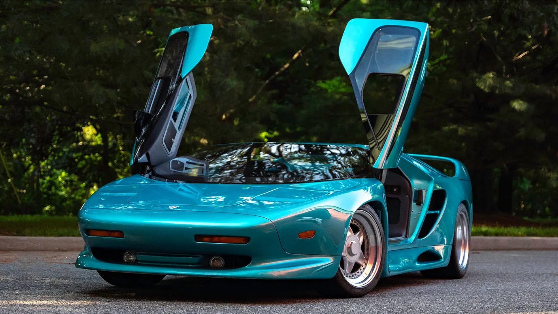 These Are the Five Coolest Retro Rides for Sale in Monterey This Year