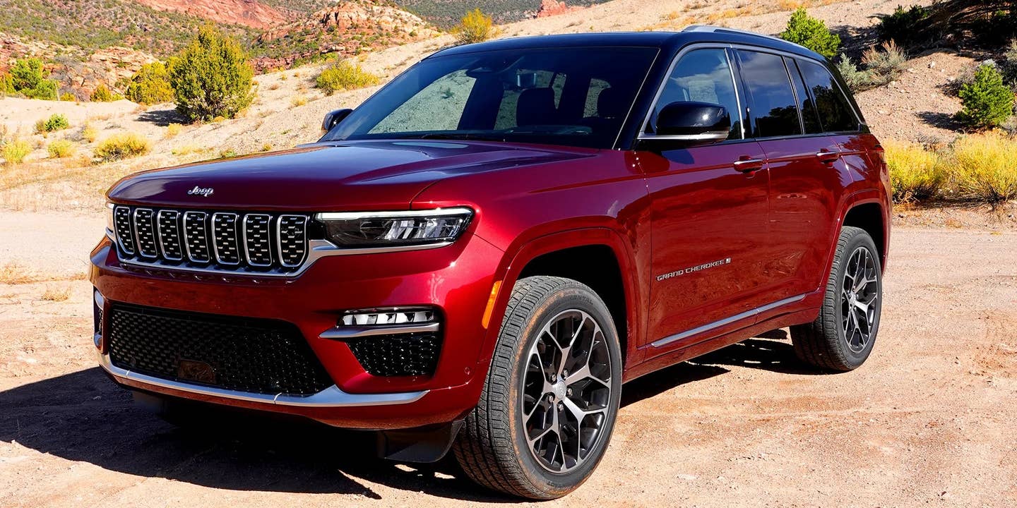 Jeep Slammed With Recall of 340,000 SUVs Due to Software Issues