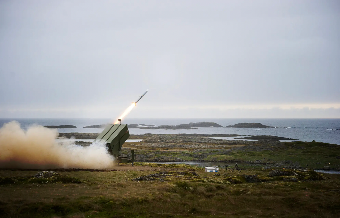 Test launch of NASAMS, here seen firing an AIM-120 AMRAAM missile.&nbsp;<em>Kongsberg</em>