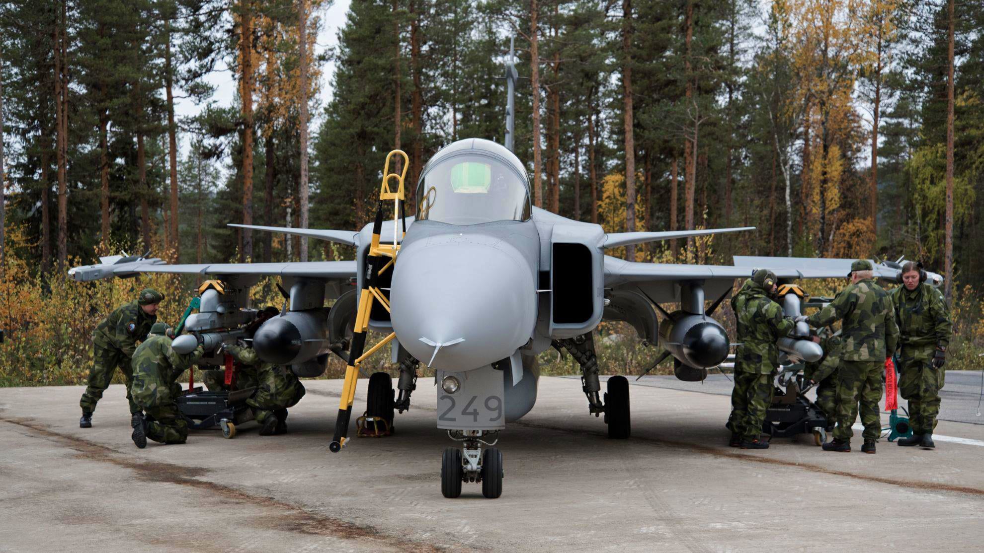 Sweden Contemplating Donating JAS 39 Gripens To Ukraine: Report