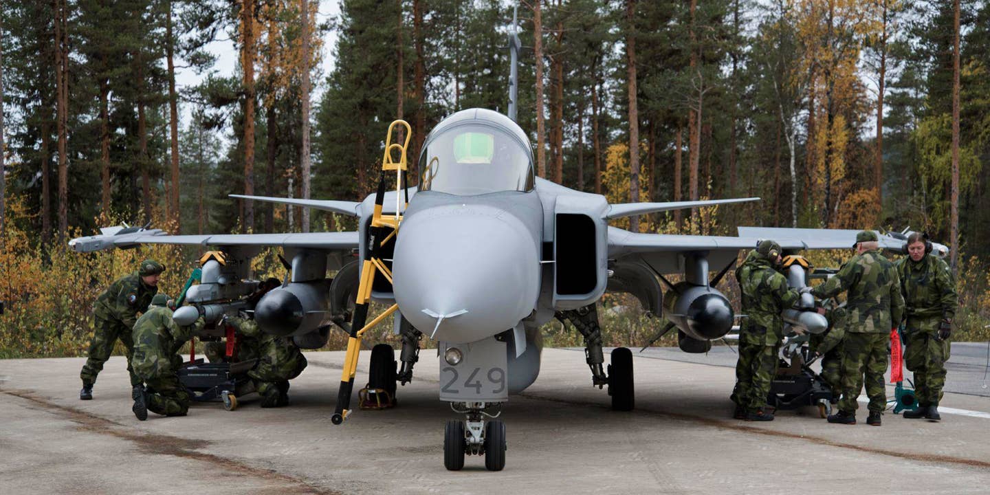 Saab remote base Gripen