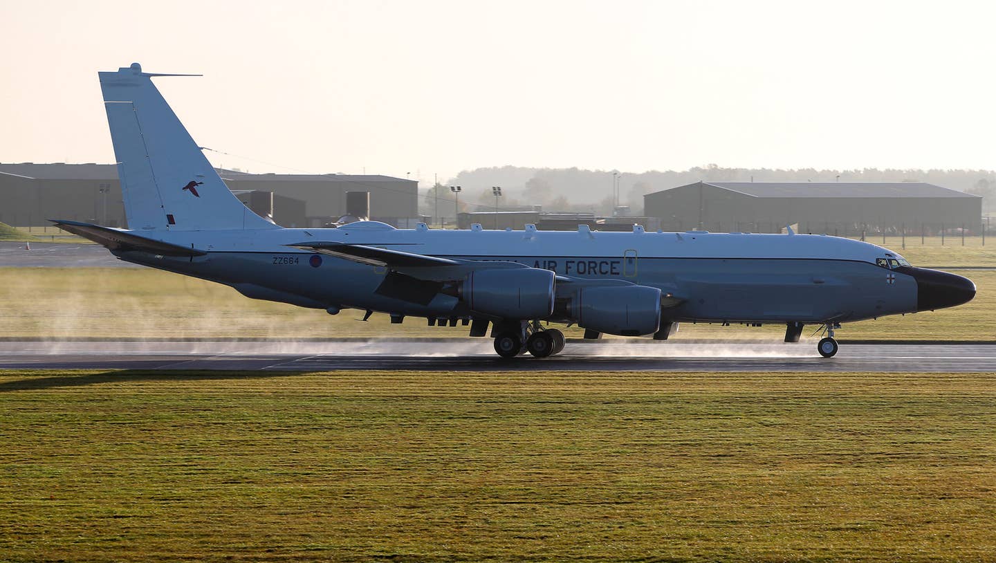 The first RC-135W Rivet Joint for the United Kingdom lands at RAF Waddington in November 2013. <em>Crown Copyright</em>