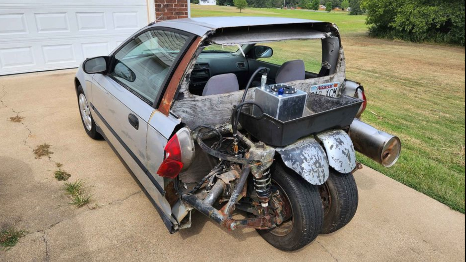 Someone’s Selling a Messed up Civic in the Wrong Nashville, Y’all