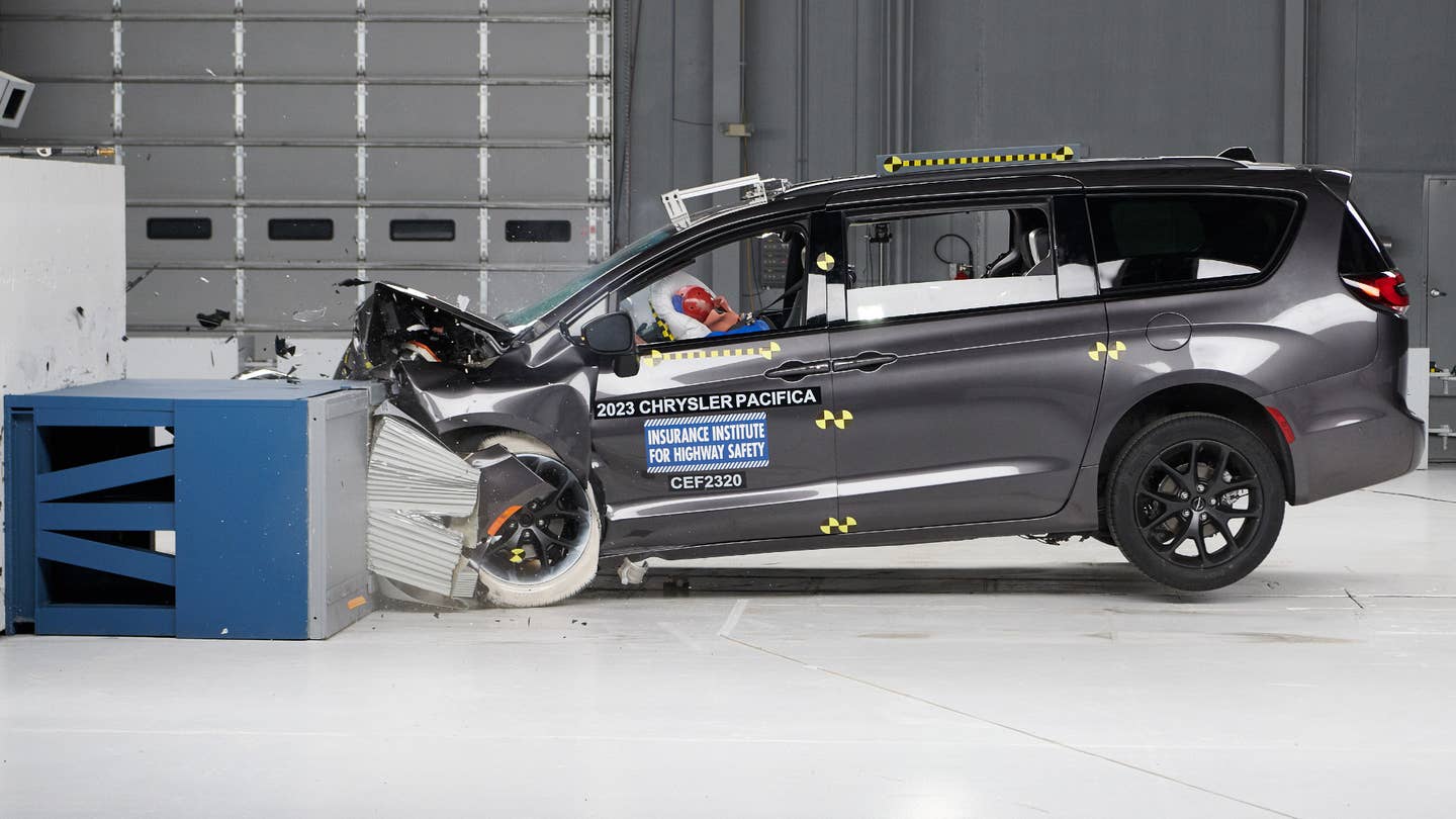 All Four Modern Minivans Are Overlooking Backseat Safety: IIHS