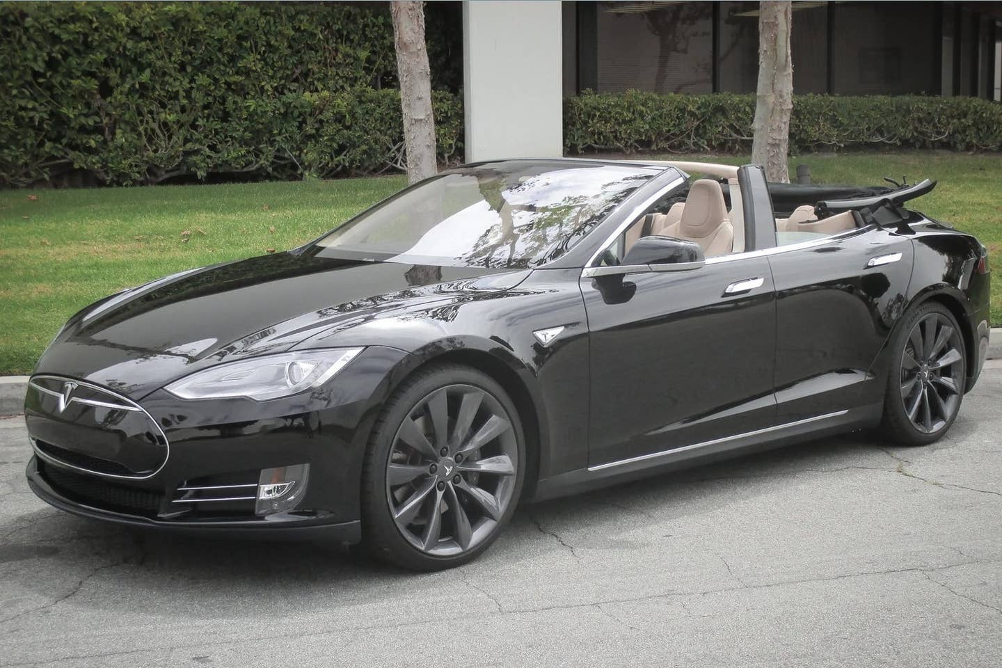 Tesla Model S convertible