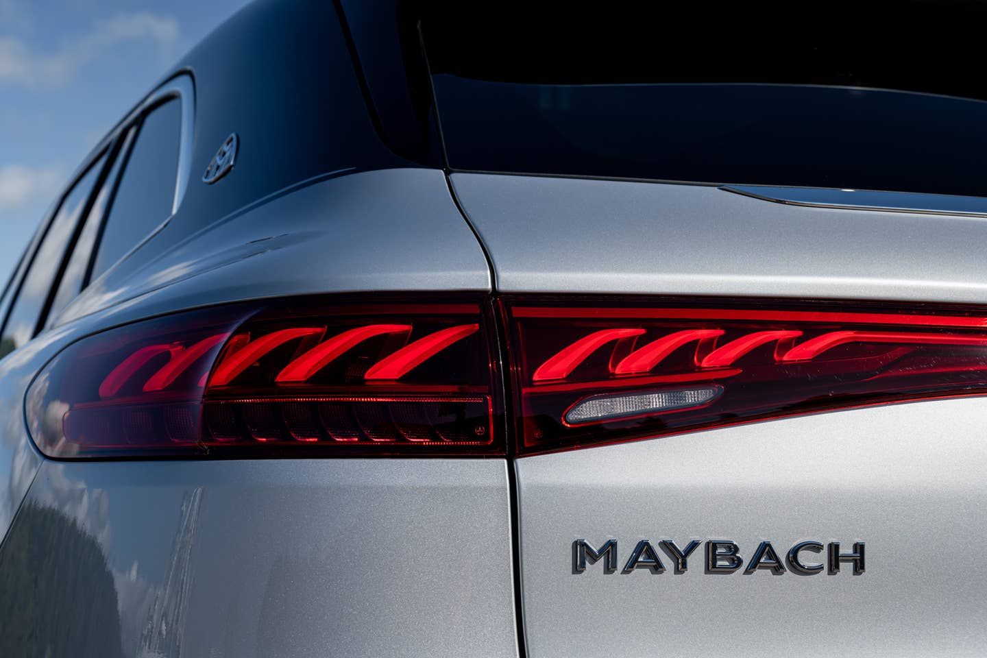 <em>Mercedes-Maybach</em>