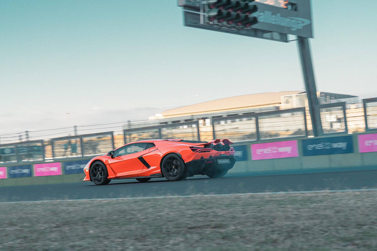 Foto recenze Lamborghini