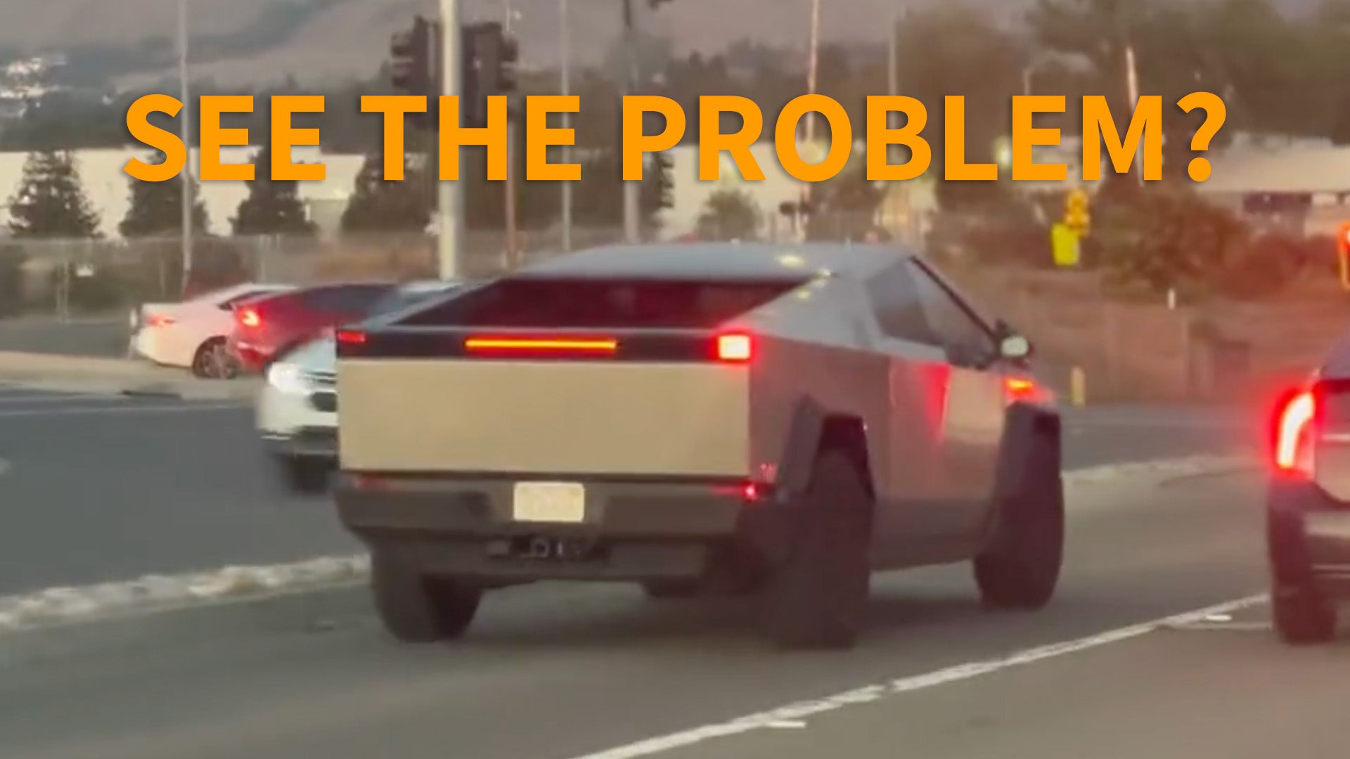The brake lights of the Tesla Cybertruck don’t seem logical either.