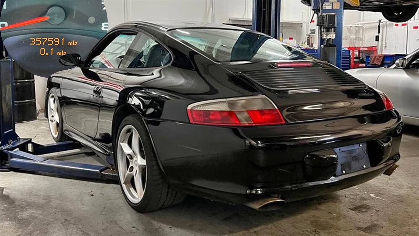 This $12,000 Porsche 911 With 357,000 Miles Is Your Risky Buy of the Day