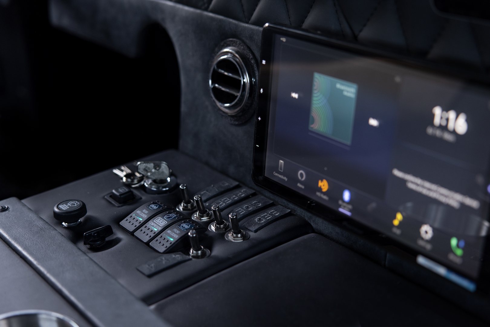 Center console of the "Cyber-Hummer" H1 EV conversion