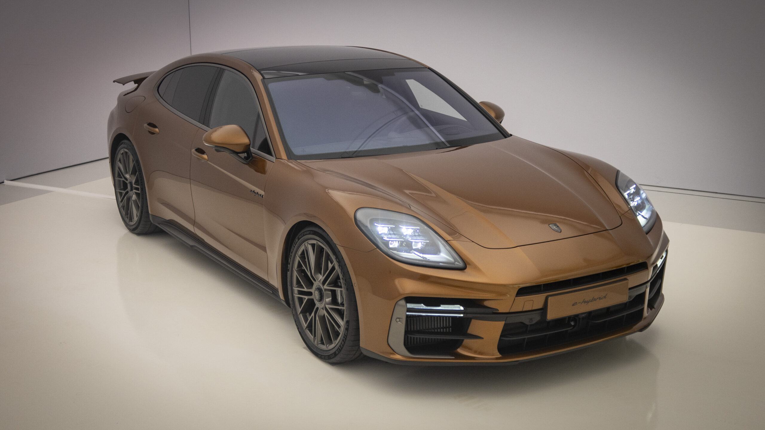 More digital, more luxurious, more efficient: the new Panamera