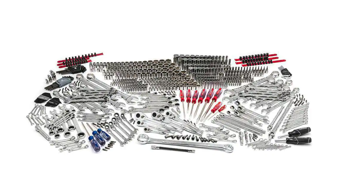 Husky 1/4 in., 3/8 in., and 1/2 in. Drive Master Mechanics Tool Set (605-Piece) ($699.00)