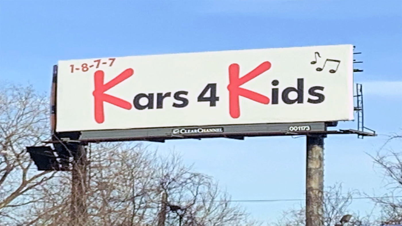 Die Wohltätigkeitsorganisation Kars4Kids mit dem Bad Jingle führt einen ...