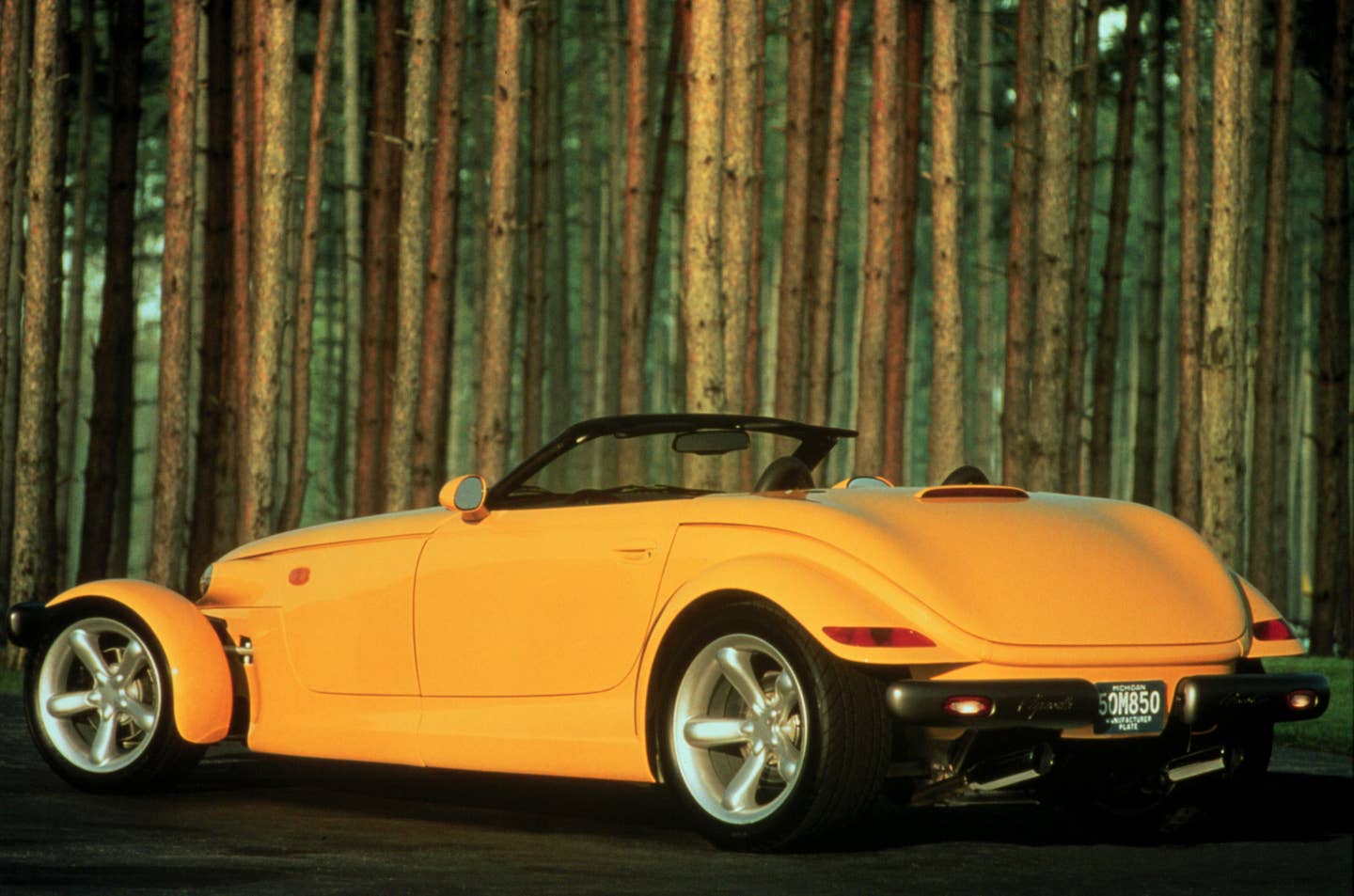 1999 Plymouth Prowler. PP-904.