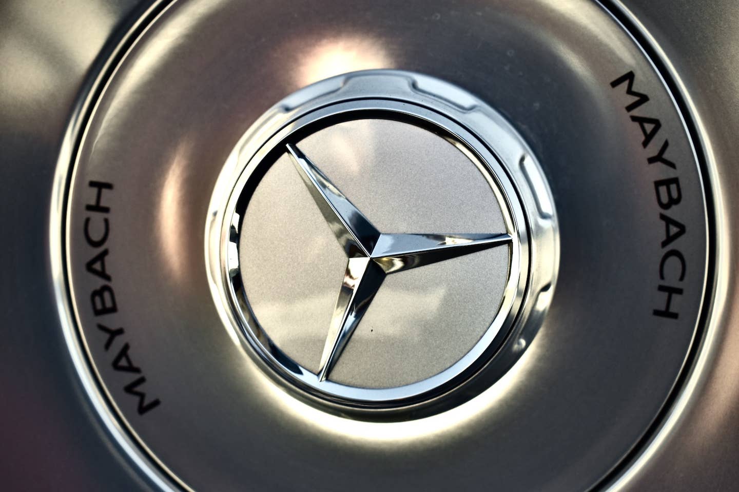 2024 Mercedes-Maybach GLS 600 hubcap