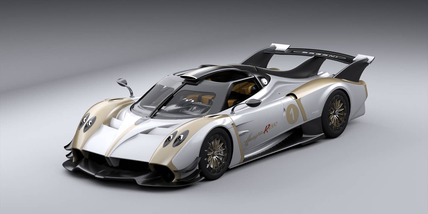 Pagani Huayra R Evo Is an 888-HP Longtail Track Terror With Holes in the Roof