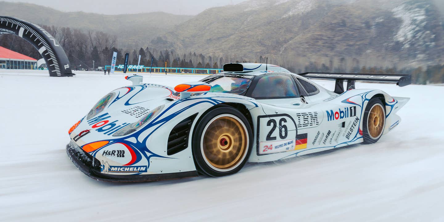 Porsche 911 GT1 on Ice Proves Le Mans Winners Can Go Sideways, Too