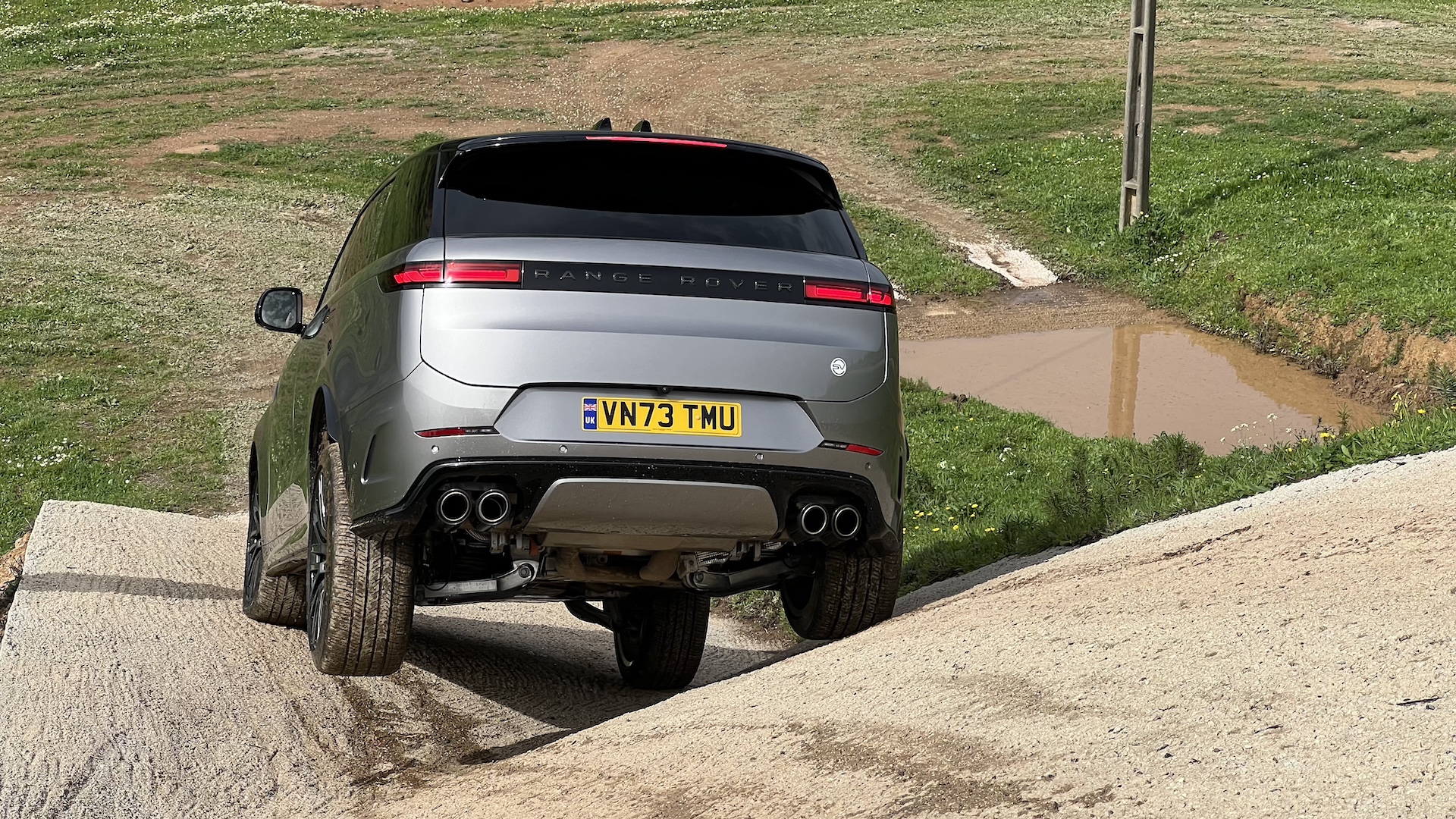 2024 Range Rover Sport SV First Drive Review: A Sophisticated Beast ...