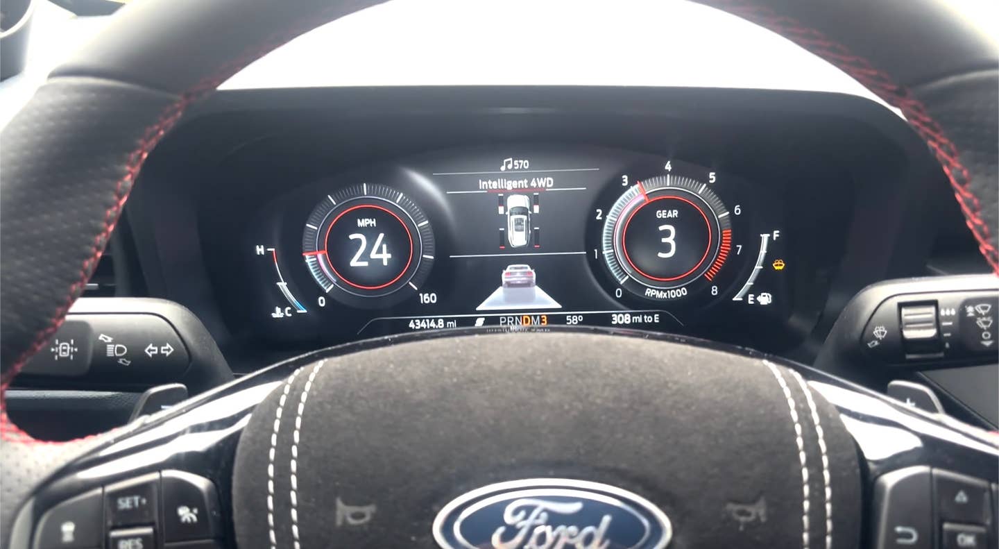 Ford Focus ST steering wheel (Europe) in Gonzalez's Ford Maverick.