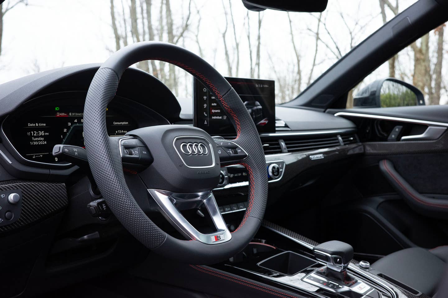 Audi A4 photo