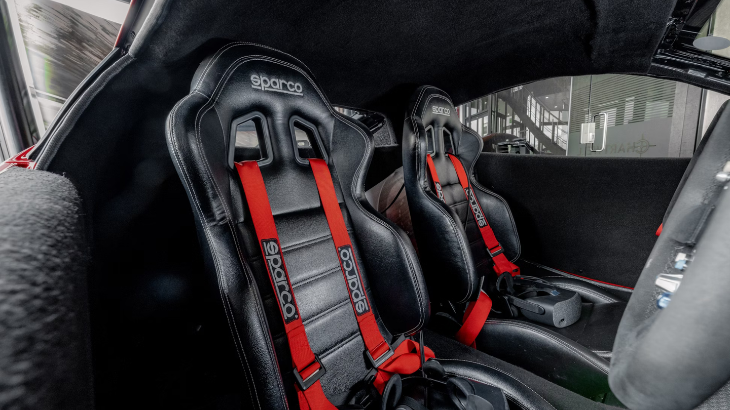 black and red car seats