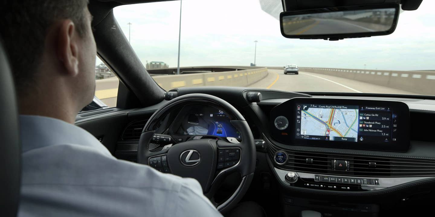 Lexus’ Driver Monitoring Is the Only One That Works Right, Says IIHS