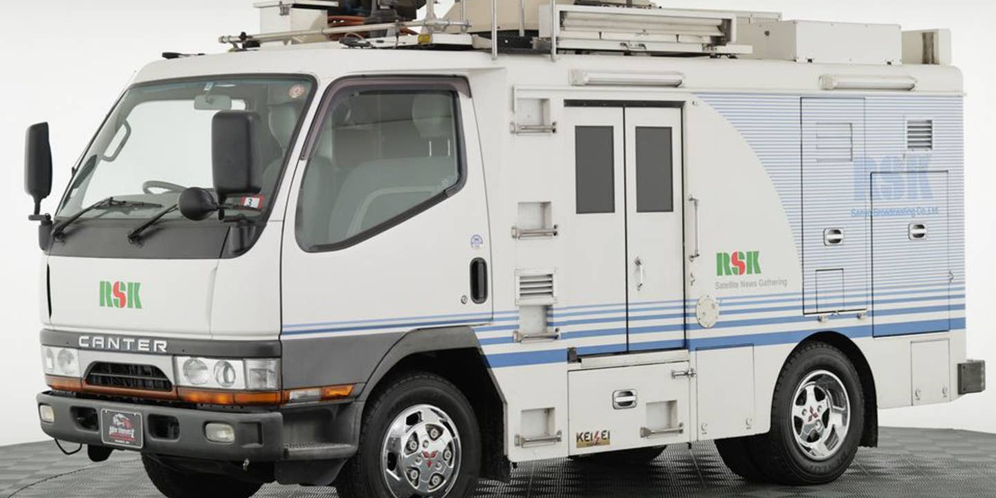 Live Your ’90s TV Dreams With This JDM Mitsubishi Broadcast Truck For Sale
