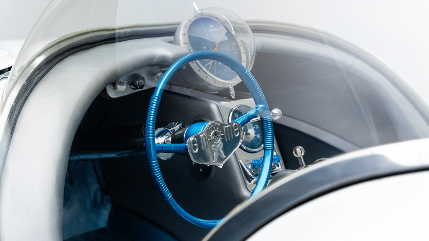blue steering wheel