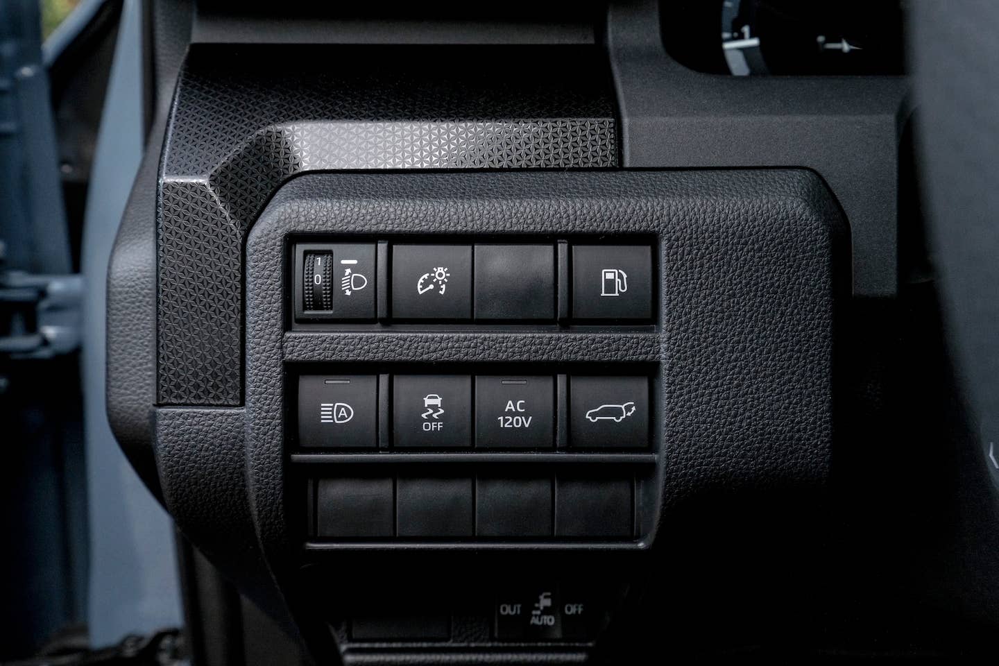2025 Toyota 4Runner dials and buttons