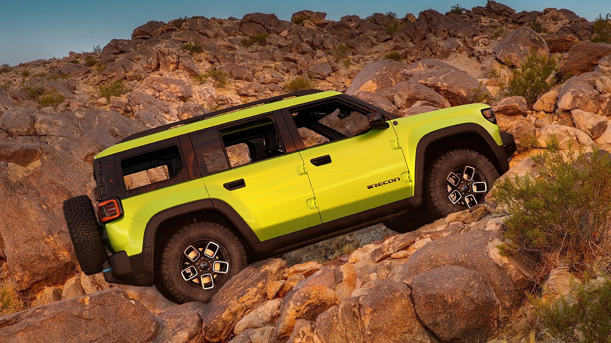 The Jeep Recon may not be solely electric after all
