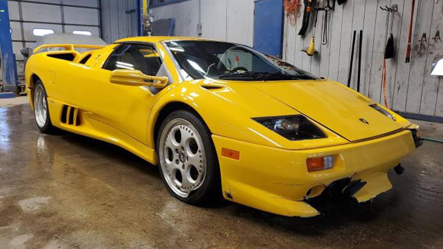 Crashed 12K-Mile 1999 Lamborghini Diablo VT Roadster Could Be a Salvage Auction Score