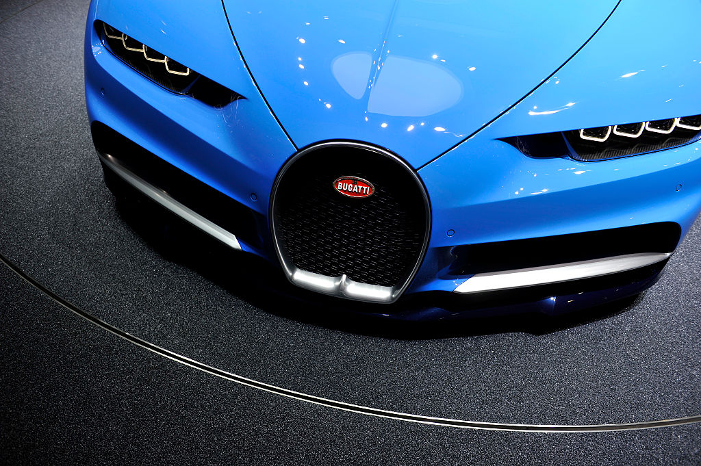 Bugatti Chiron photo