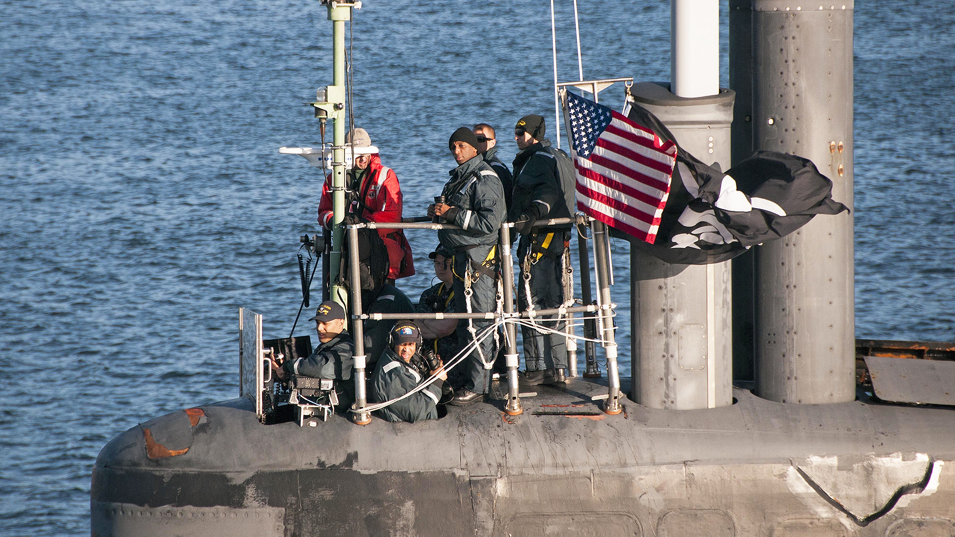 Why The Navy’s Top Spy Submarine Flew A Pirate Flag While Pulling Into Port