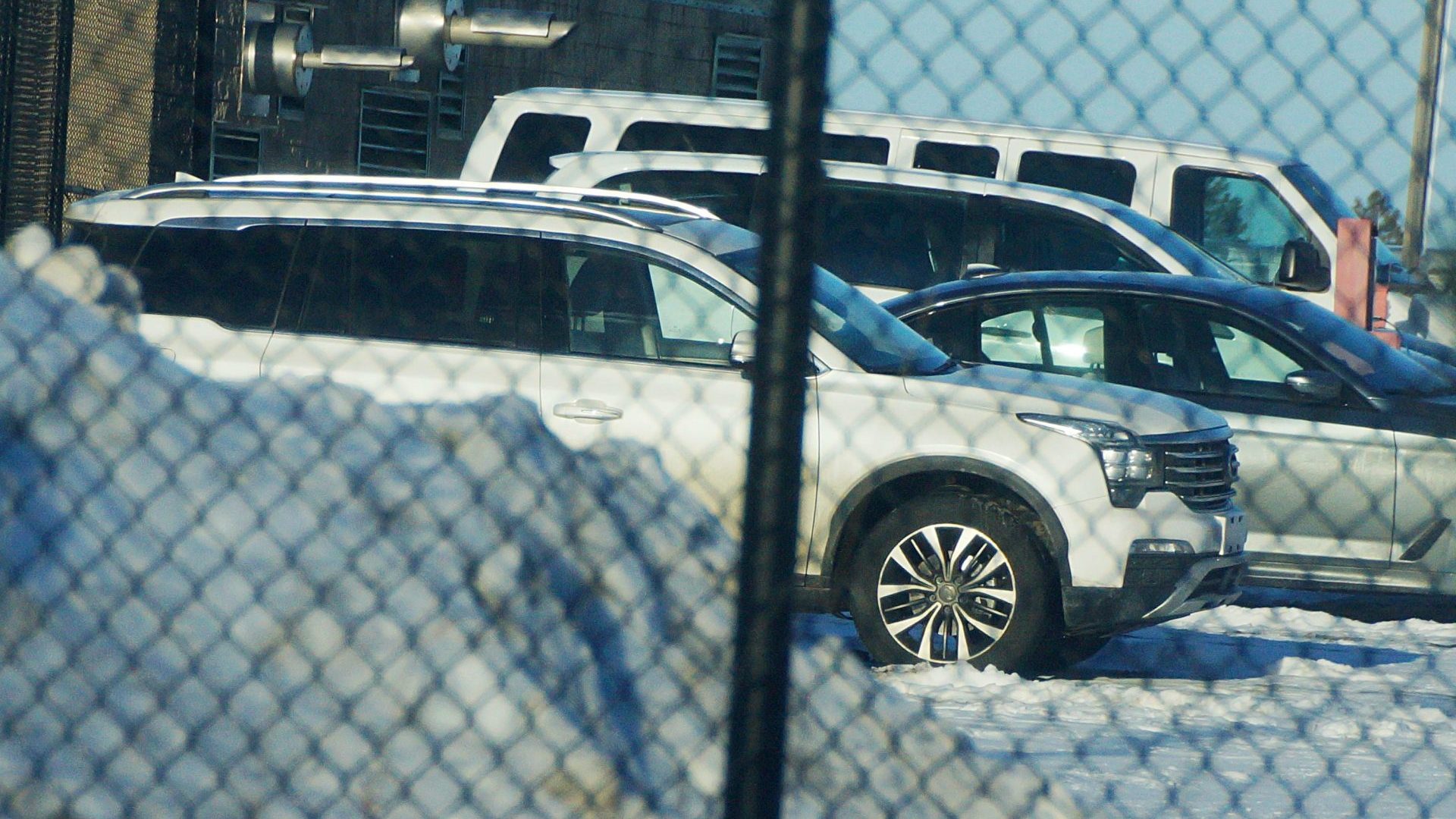 Imported from China: GAC Motor GS8 Test Mule Spied In Minnesota