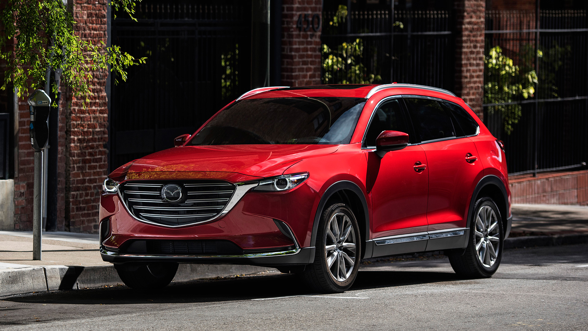 The Mazda CX-9 Grand Touring Is the Anti-SUV Crossover of Choice