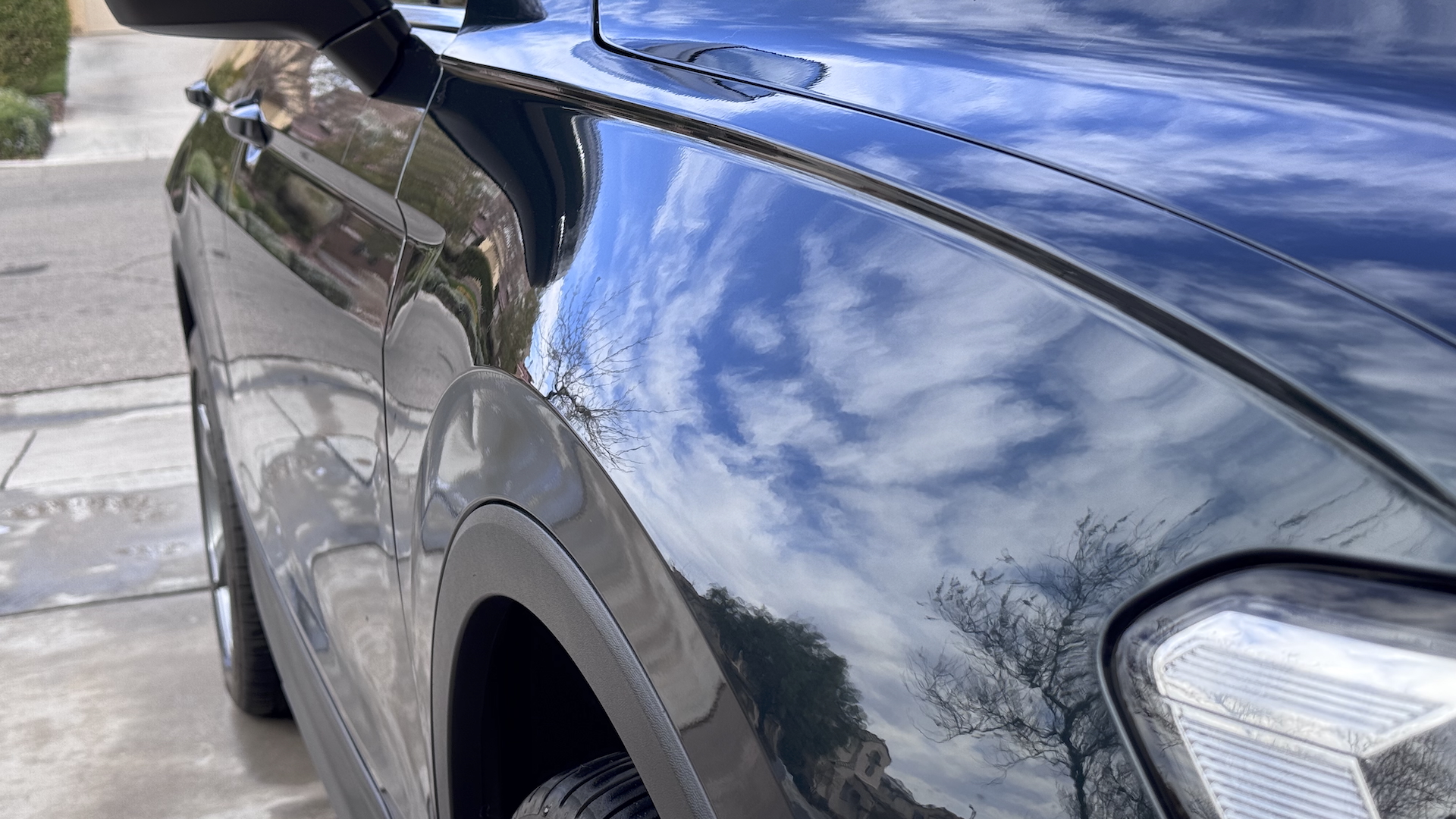 close up of tiguan fender