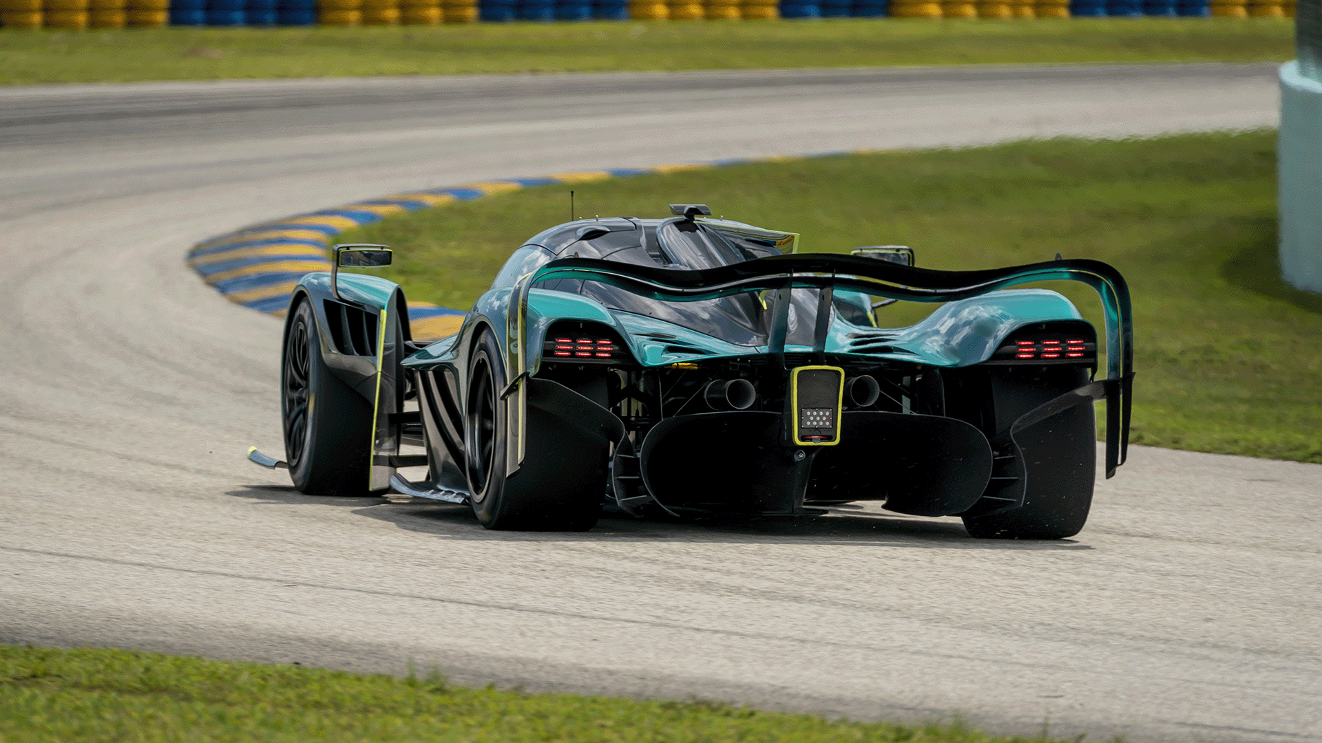 Aston Martin Valkyrie Track Drive 12